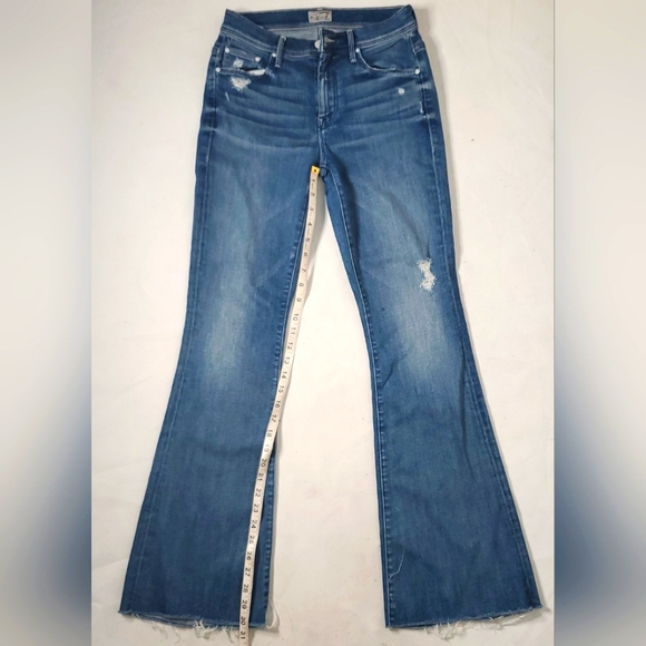 Mother The Weekender Fray Mid-Rise Flared Jeans Sz 25 US Original Blue Denim - Picture 10 of 16